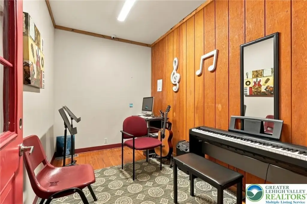 Picture 17