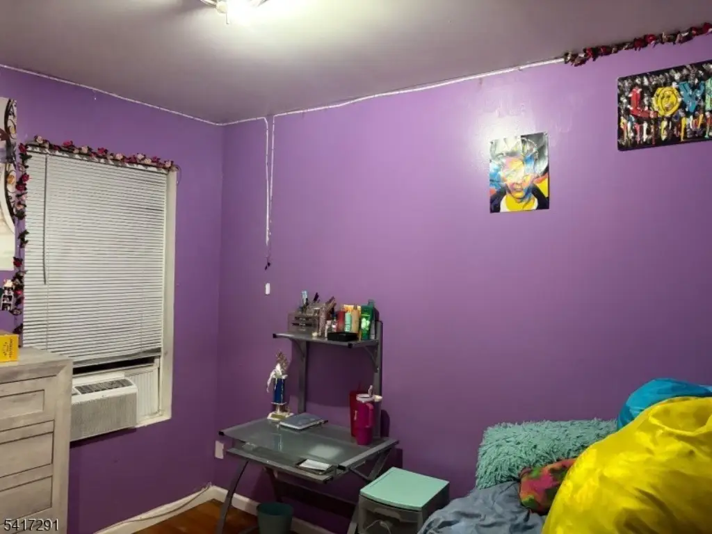 Picture 12