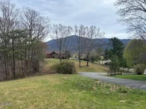 Residential Lot Near Smoky Mountains