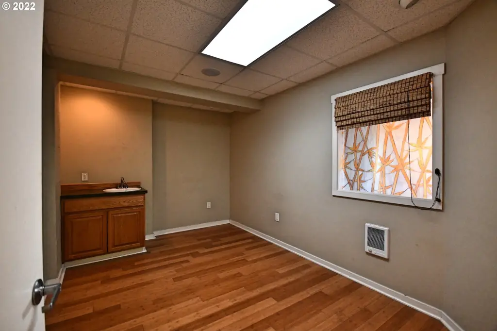 Picture 8