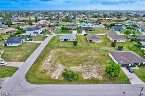 Oversized Corner Lot in Cape Coral