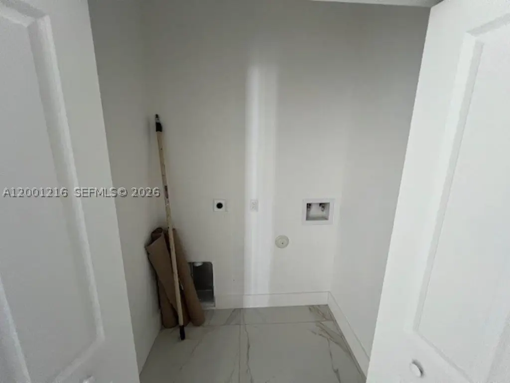 Picture 30