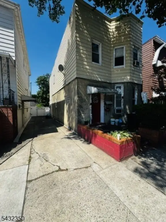 Picture 3
