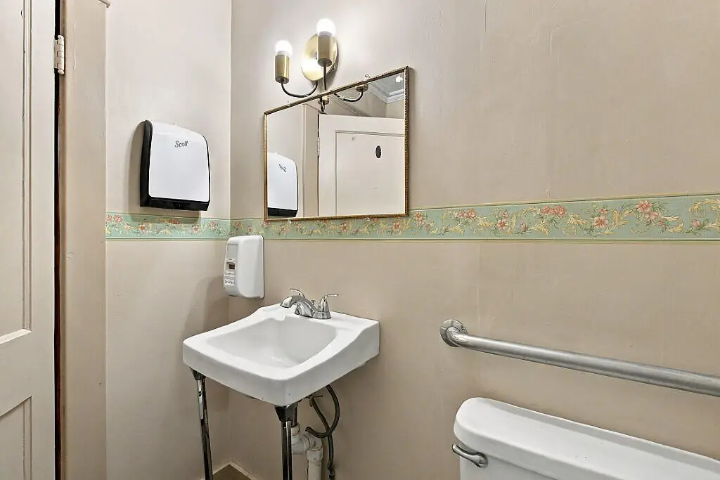Picture 18