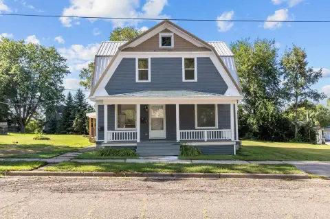 Upper-Lower Duplex on Double Lot
