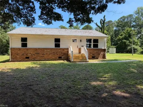 Renovated Live-Work Property