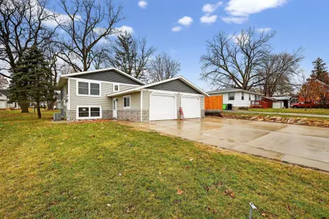 Remodeled Duplex in Fox Lake, WI