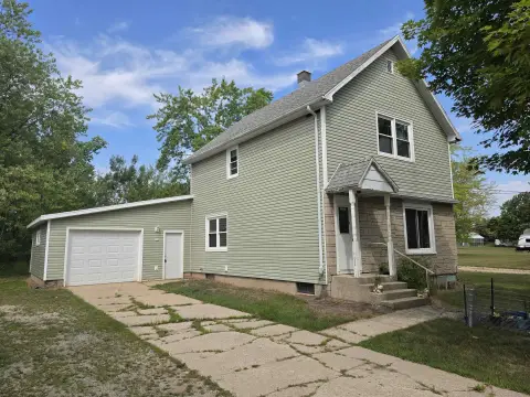 Updated Duplex with Private Entrances
