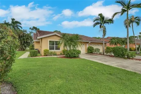 Golf Course Duplex with Pool