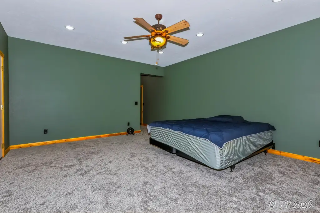 Picture 12