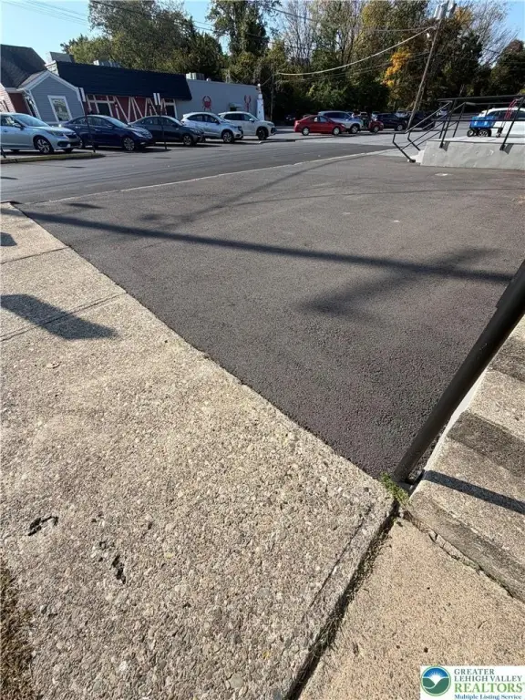 Picture 10