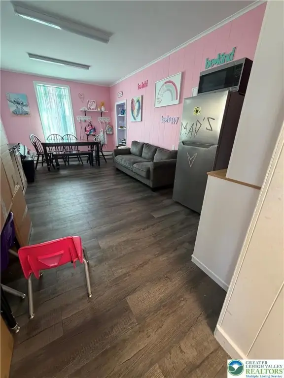 Picture 7