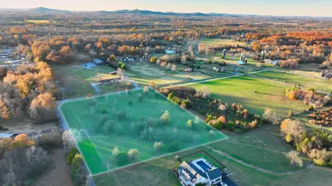 5-Acre Lot in Christiana, TN