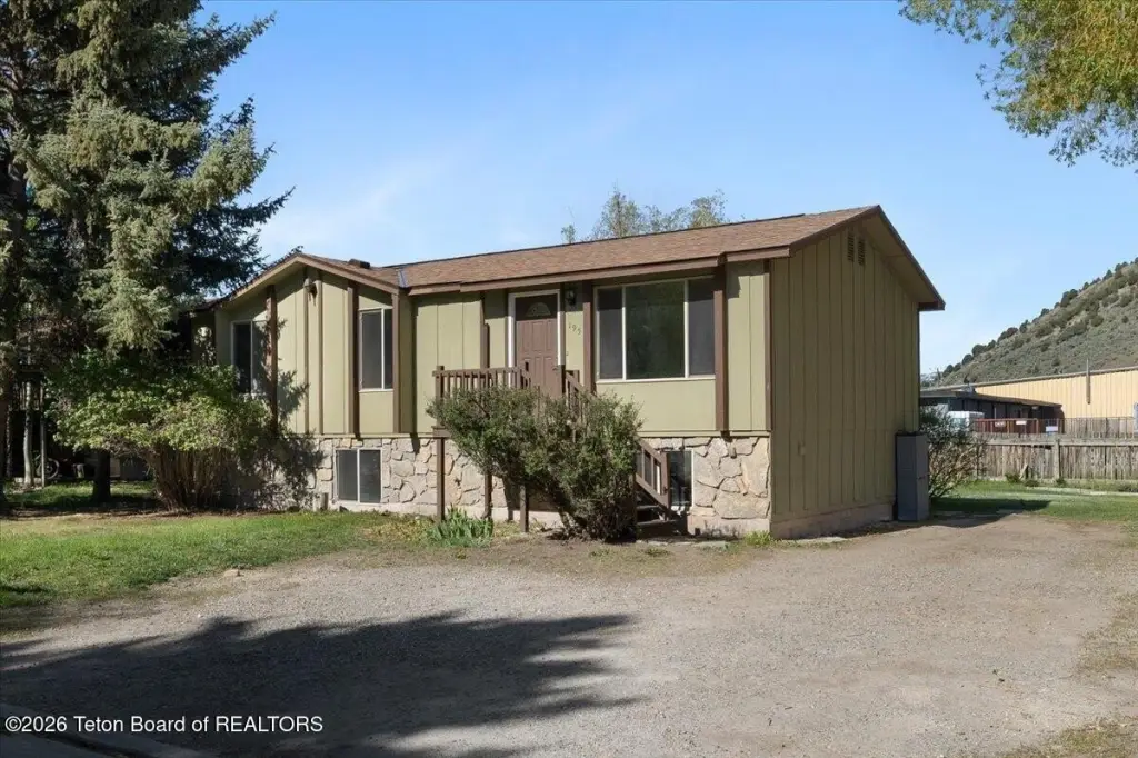 Picture 4