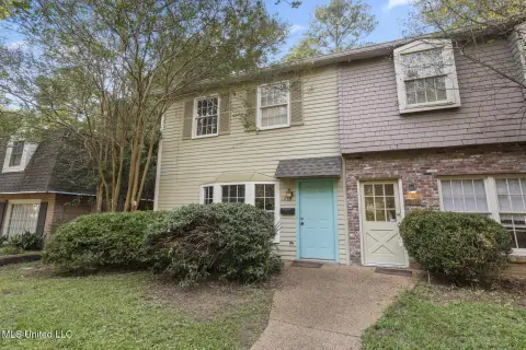 Belhaven Duplex in Historic Neighborhood
