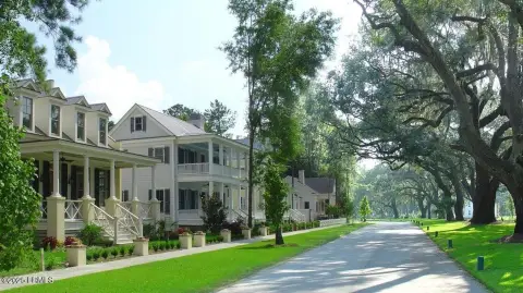 Homesite in Habersham Community