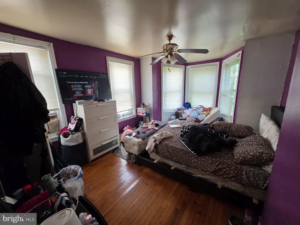 Picture 9