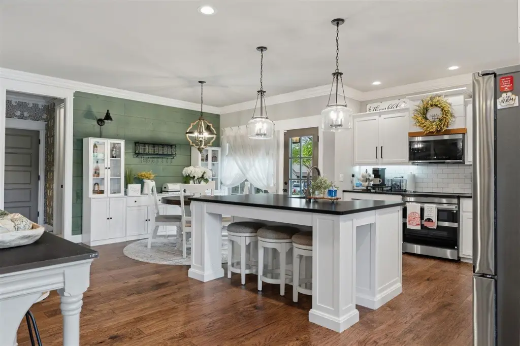 Picture 12