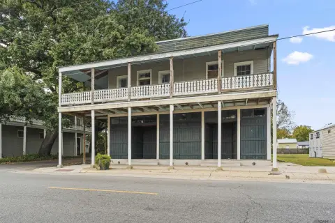 Historic District Storefront