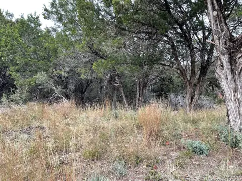 Land in Bandera, Texas