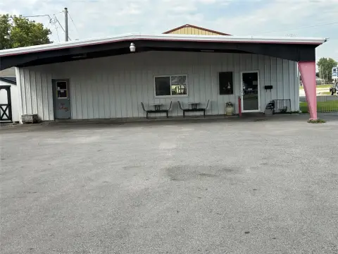 Turnkey Diner Opportunity in Perry