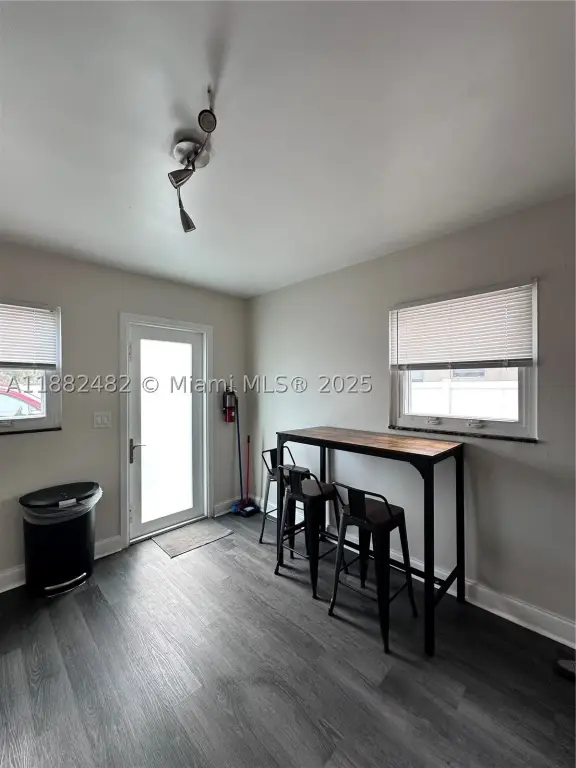 Picture 8