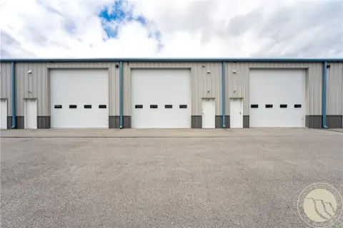 Billings Flex Space with Loft