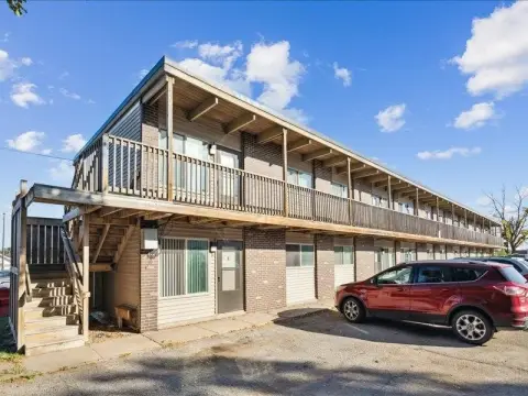 Multifamily Complex in Cedar Rapids