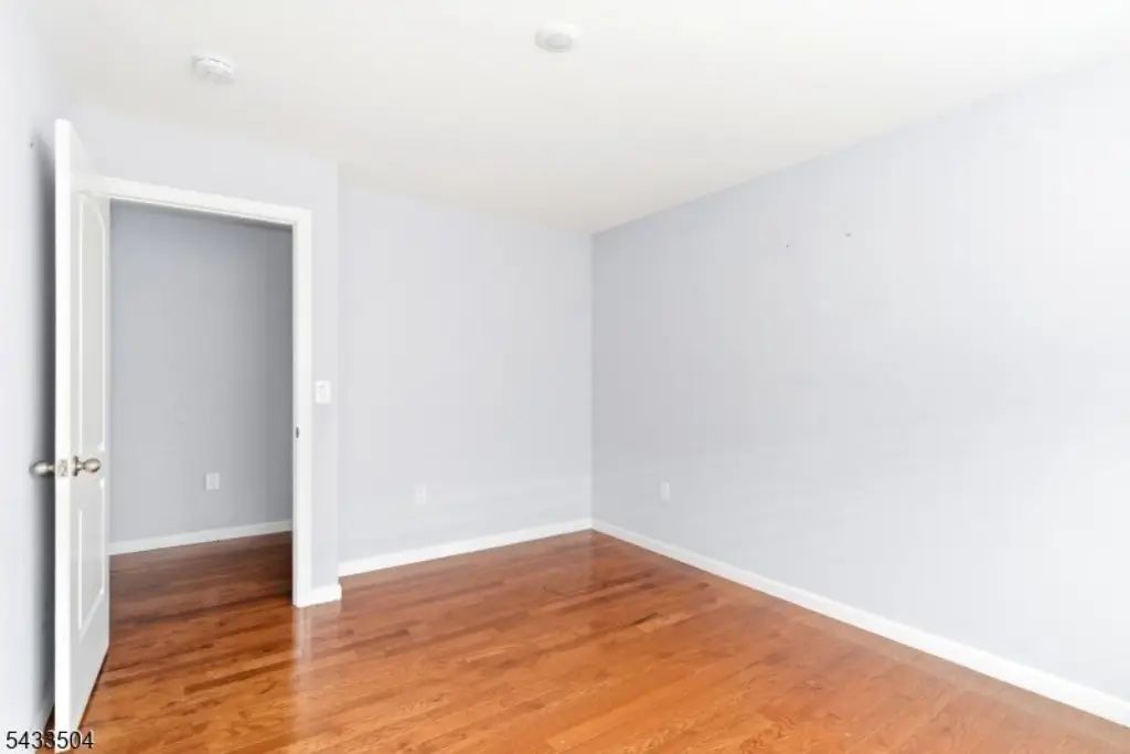 Picture 12