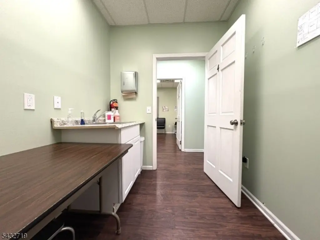 Picture 19
