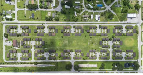 Harlem Garden Apartments in Clewiston