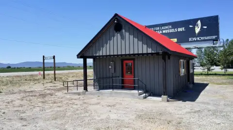 Fairfield Drive-Thru Coffee Shop