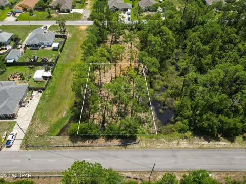 Residential Lot in Lynn Haven