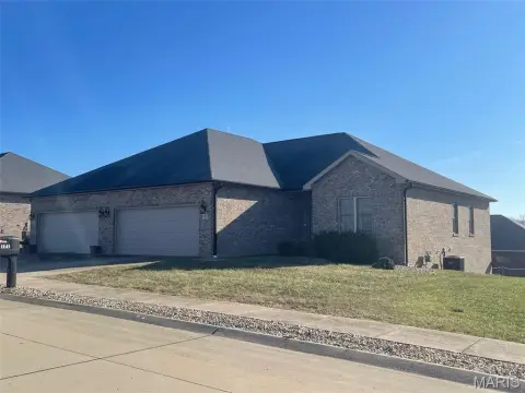Cape Girardeau Ranch Style Duplex