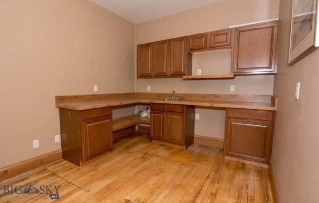 Picture 16