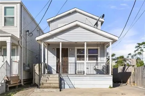Updated Duplex in New Orleans