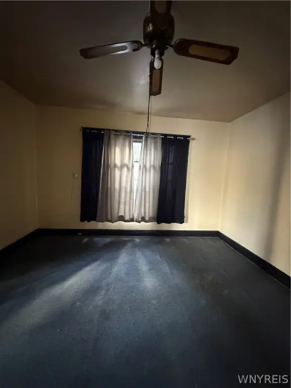 Picture 4