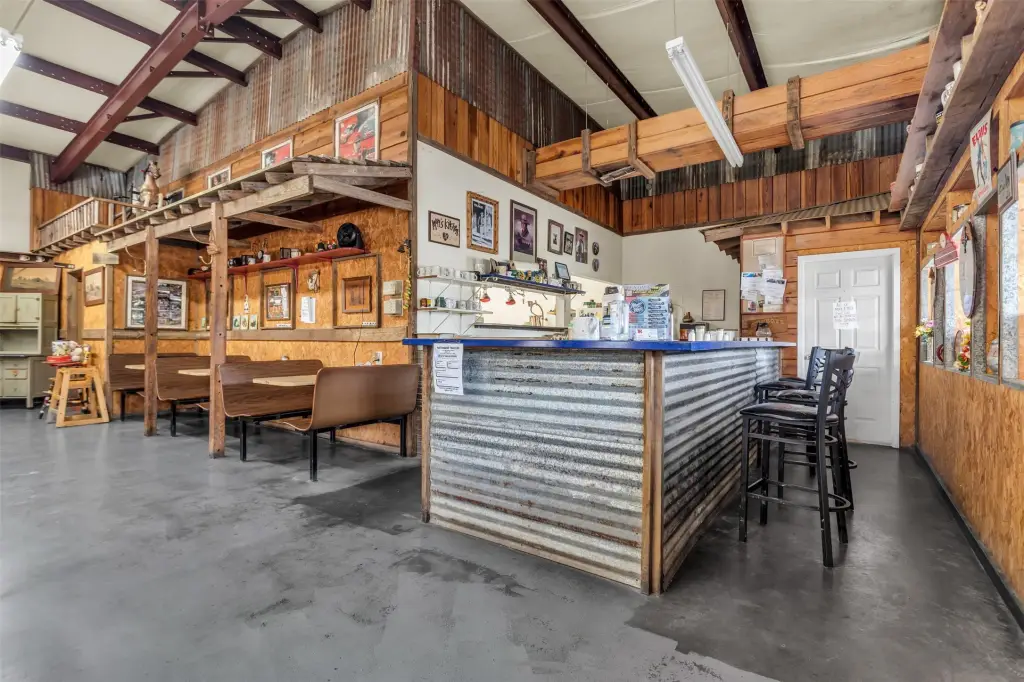 Picture 4