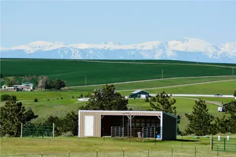 Scenic Land with Mountain Views