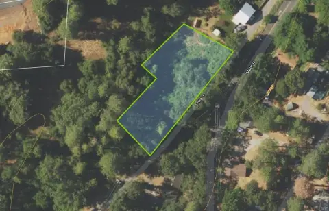 Residential Lot in West Point