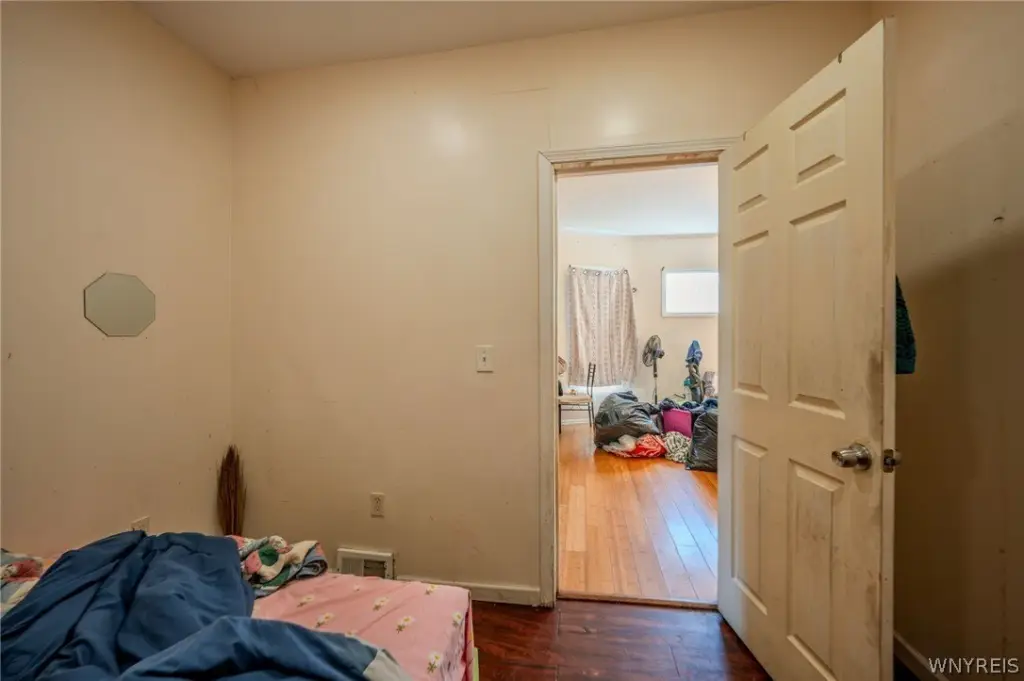 Picture 12