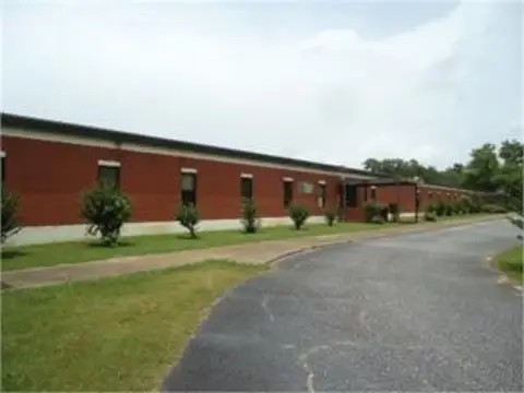 Former School Campus on 8.87 Acres
