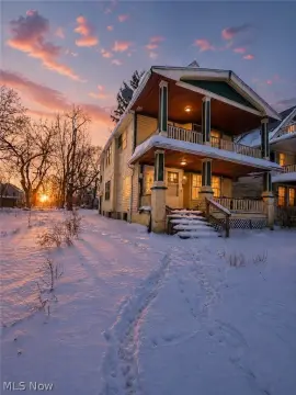 East Cleveland Duplex: Investor Special