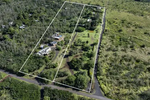 Residential Income Estate with Spa
