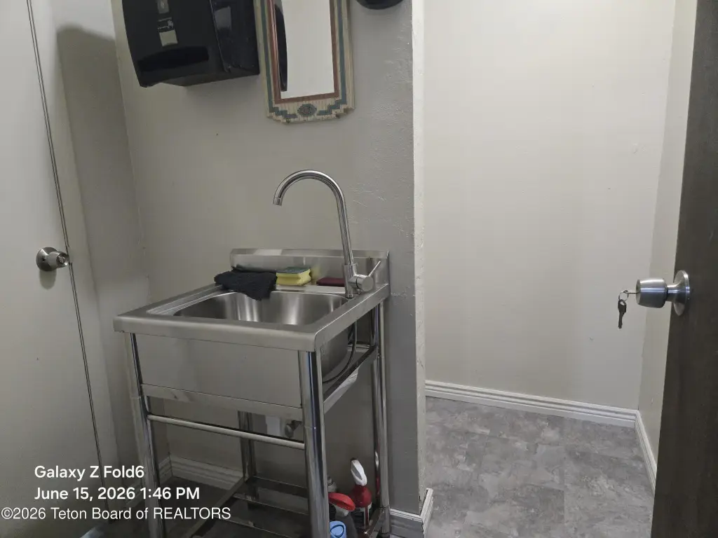 Picture 18