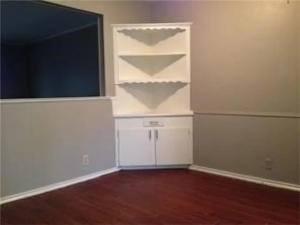 Picture 4