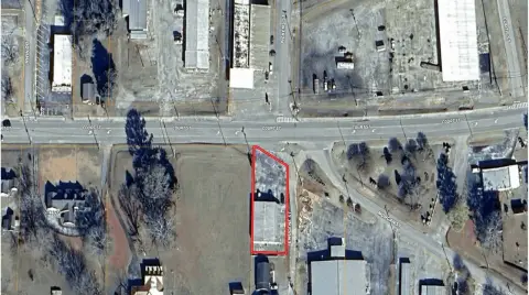 Commercial Building in Moulton, Alabama