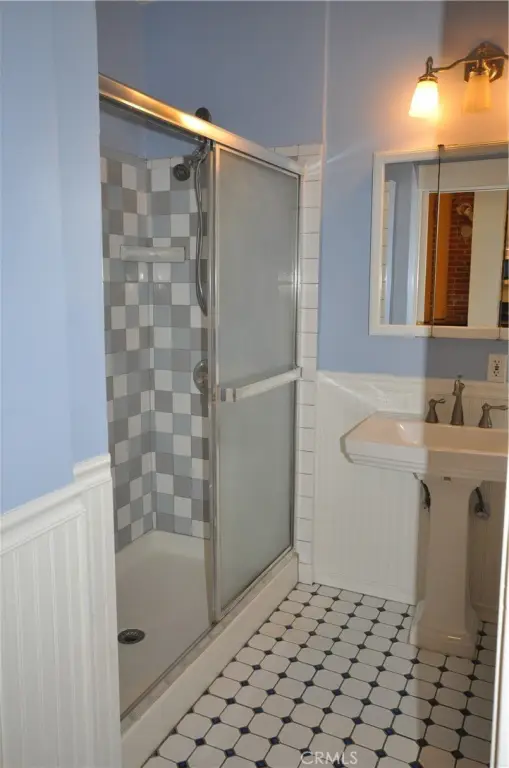 Picture 12