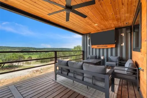 Breckenridge Farm and Ranch Retreat