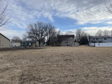 Sterling, IL Land For Sale